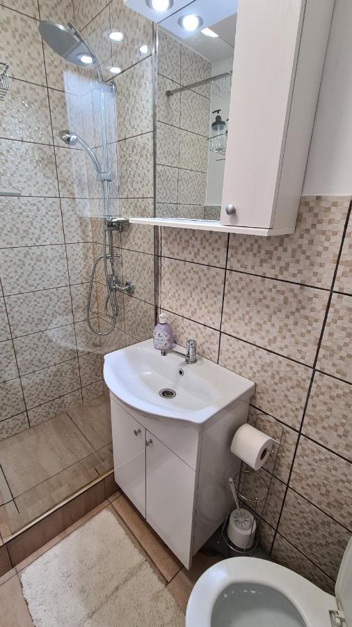 Iali Apartment Синая Экстерьер фото